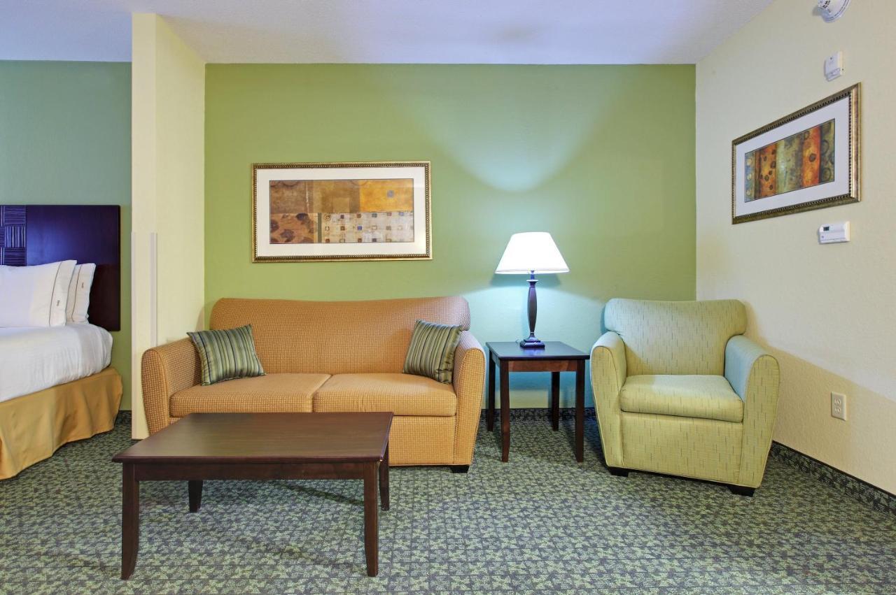 Holiday Inn Express & Suites Covington, An Ihg Hotel Экстерьер фото