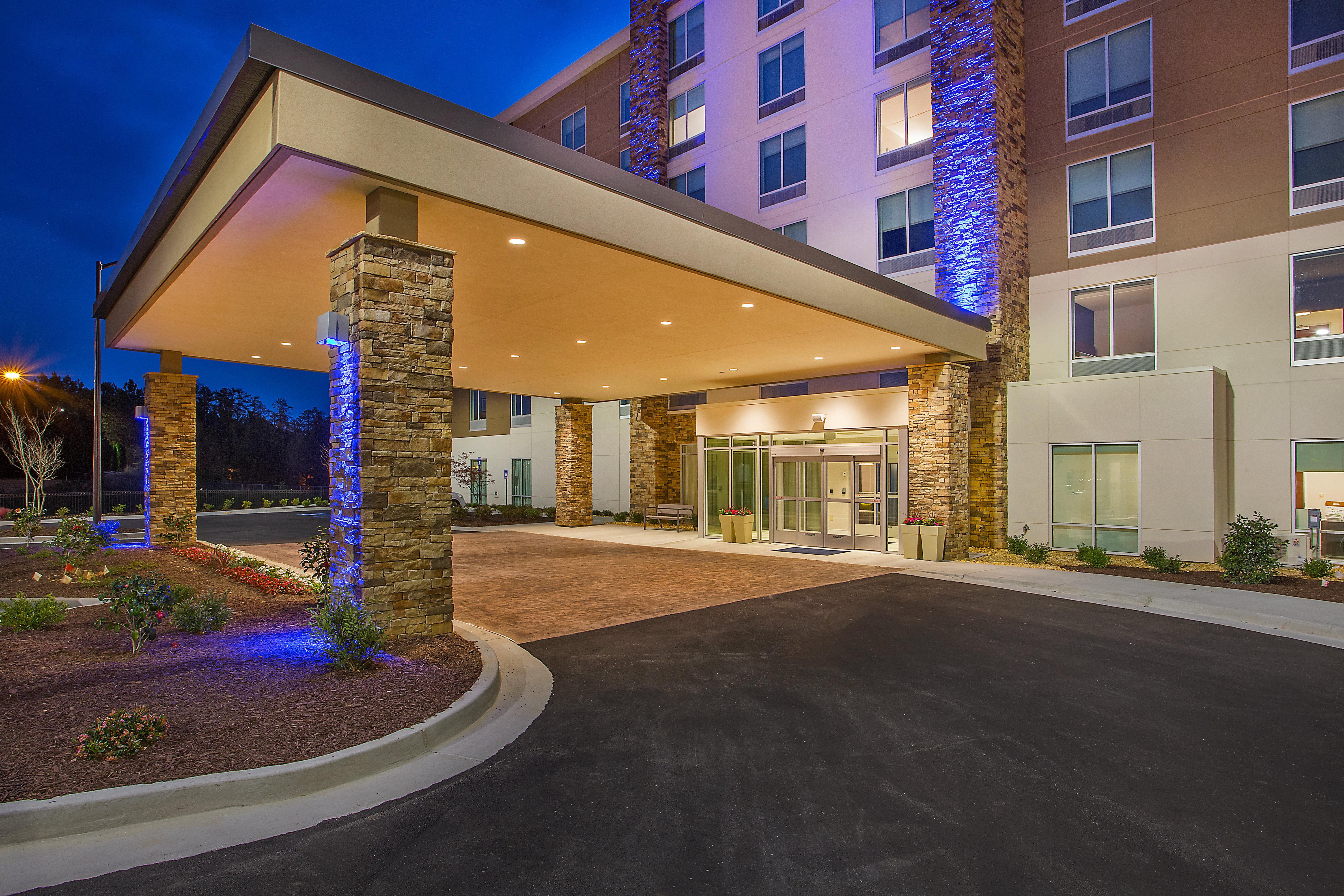 Holiday Inn Express & Suites Covington By Ihg Экстерьер фото