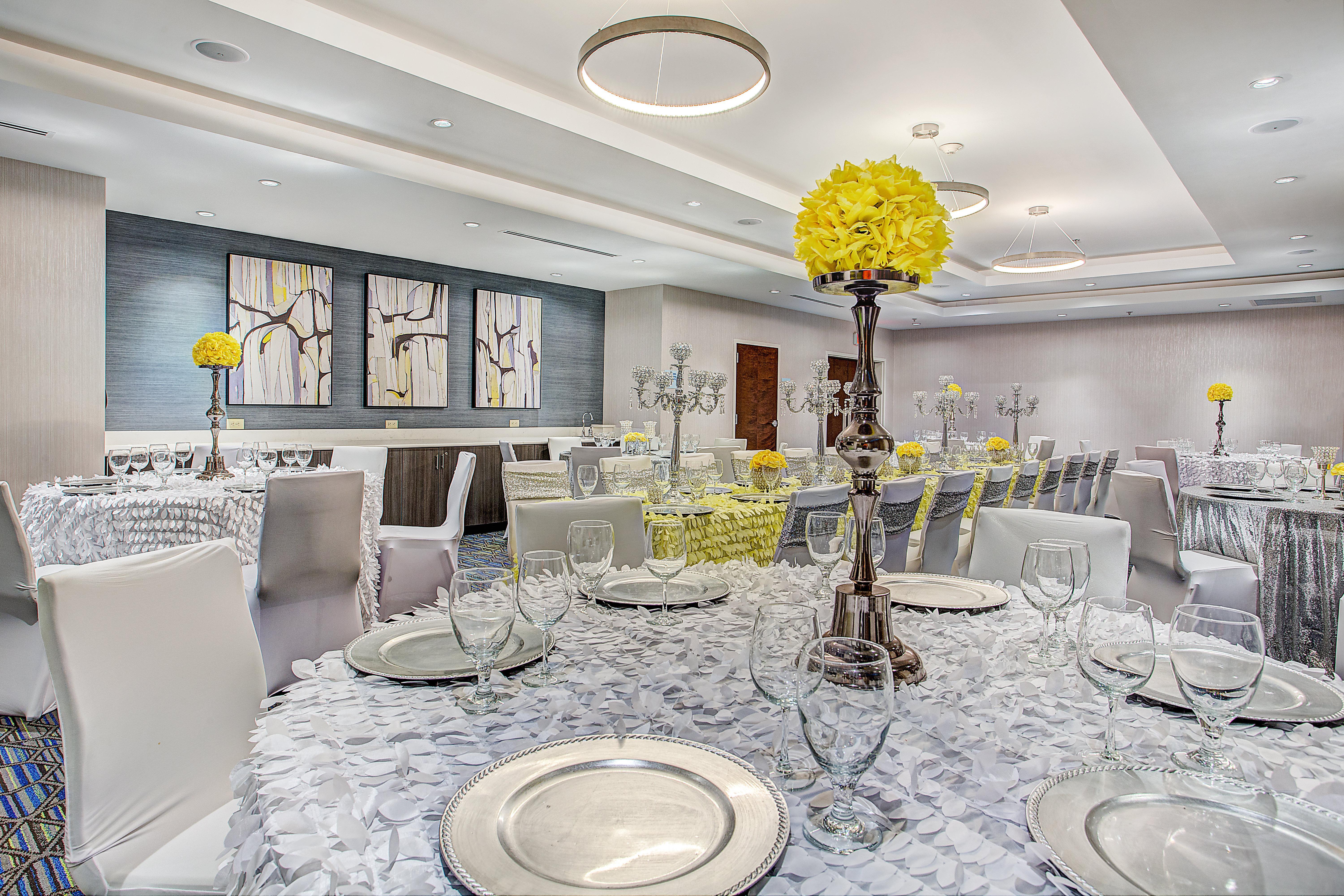 Holiday Inn Express & Suites Covington By Ihg Экстерьер фото