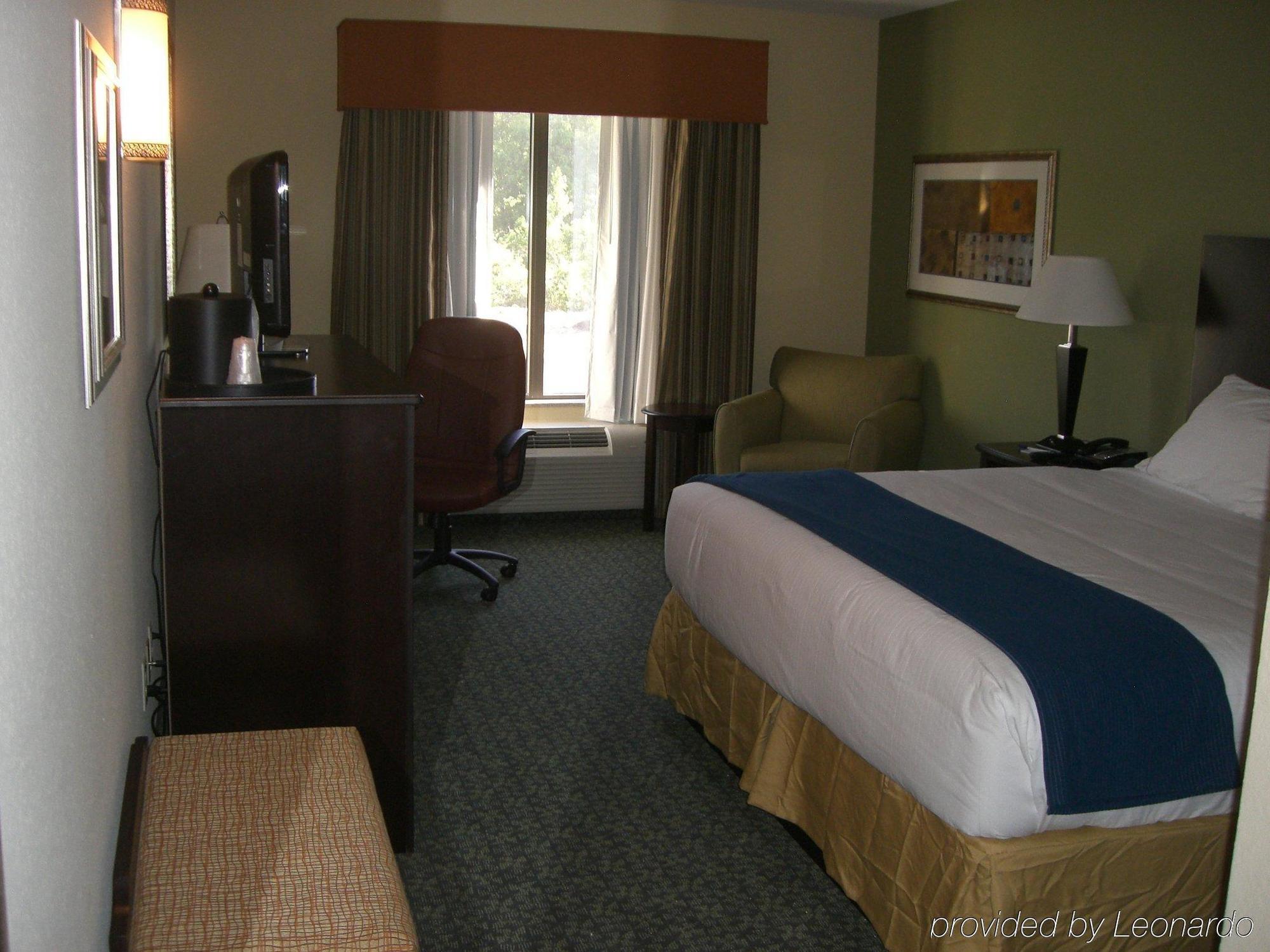 Holiday Inn Express & Suites Covington By Ihg Экстерьер фото