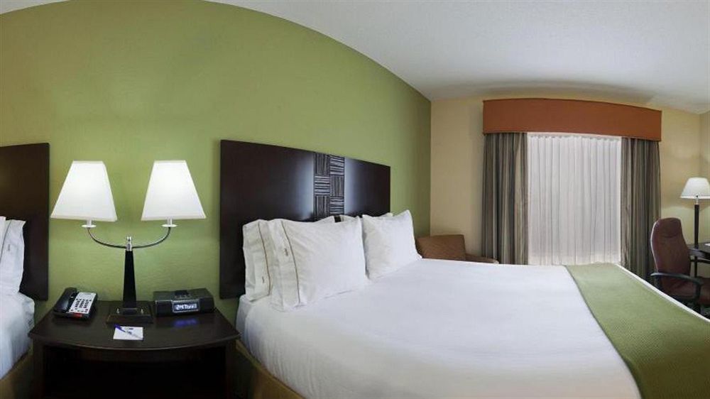 Holiday Inn Express & Suites Covington, An Ihg Hotel Экстерьер фото