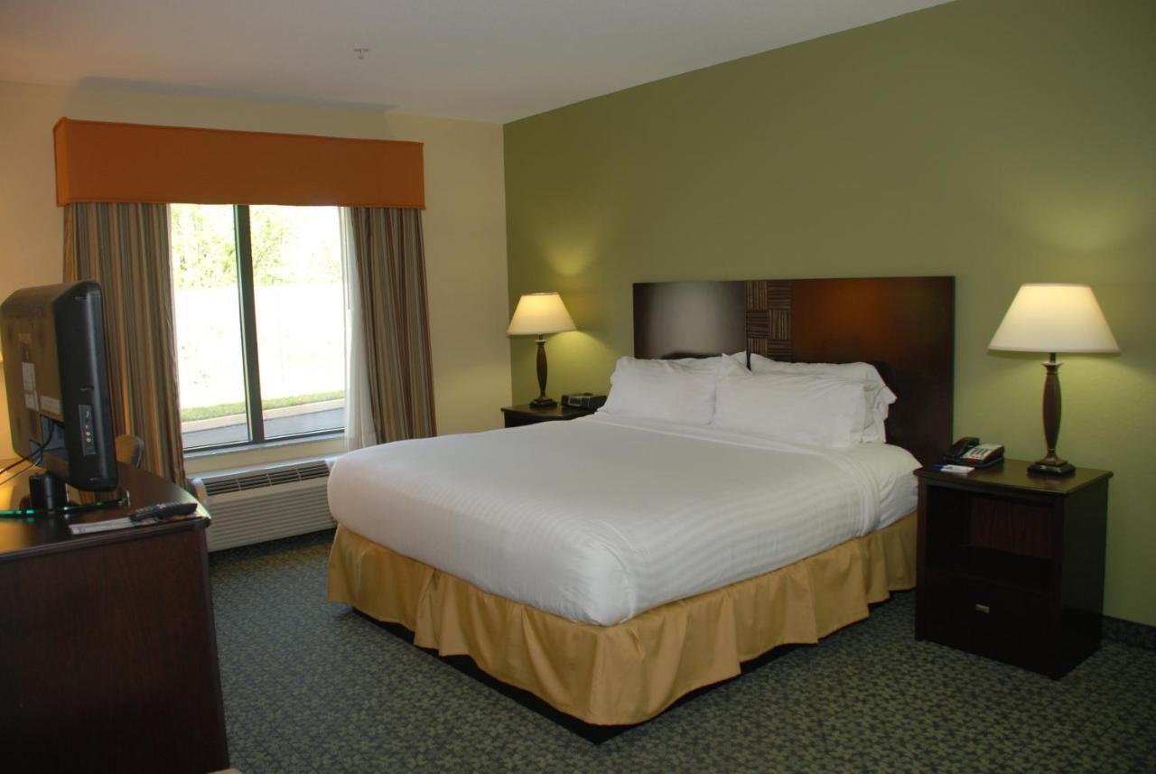 Holiday Inn Express & Suites Covington, An Ihg Hotel Экстерьер фото