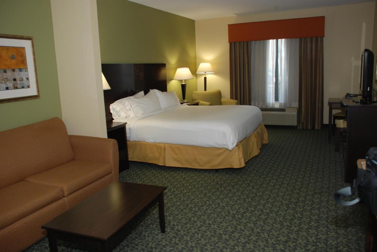 Holiday Inn Express & Suites Covington, An Ihg Hotel Экстерьер фото