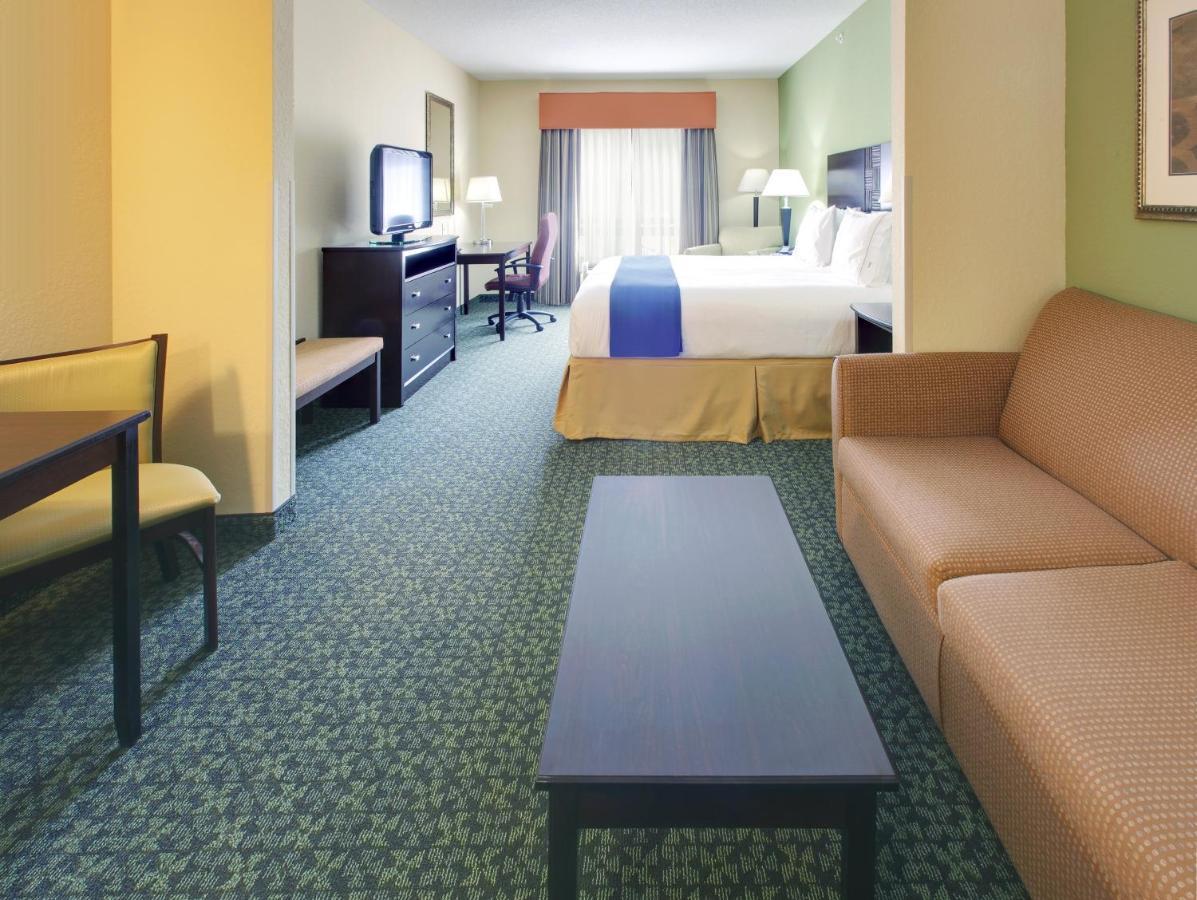 Holiday Inn Express & Suites Covington, An Ihg Hotel Экстерьер фото