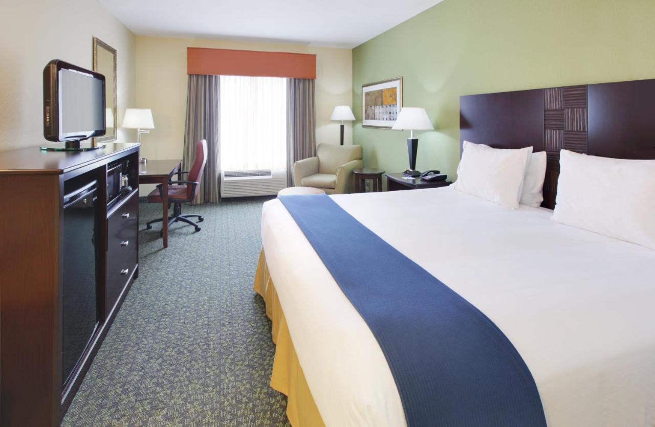 Holiday Inn Express & Suites Covington, An Ihg Hotel Экстерьер фото